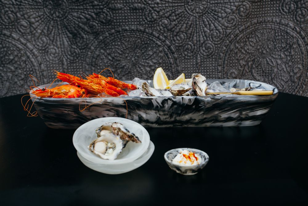Design objects - Everyday_deep bowl small_black - A TABLE AFFAIR
