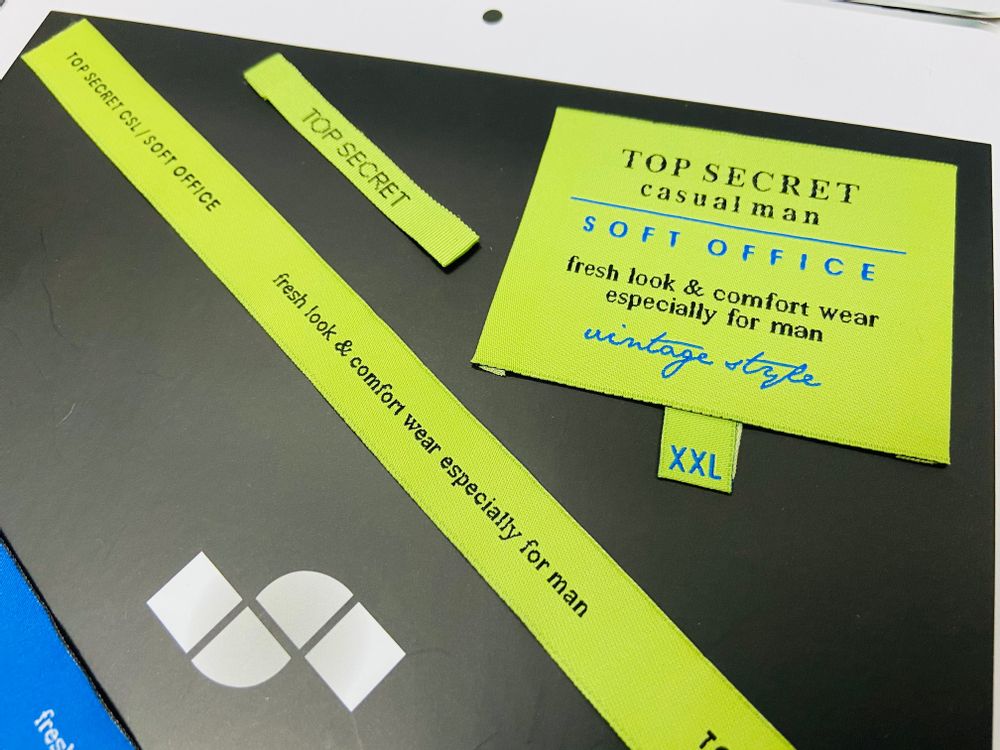 Coussins textile - Étiquette - SHUN SUM GROUP LTD.
