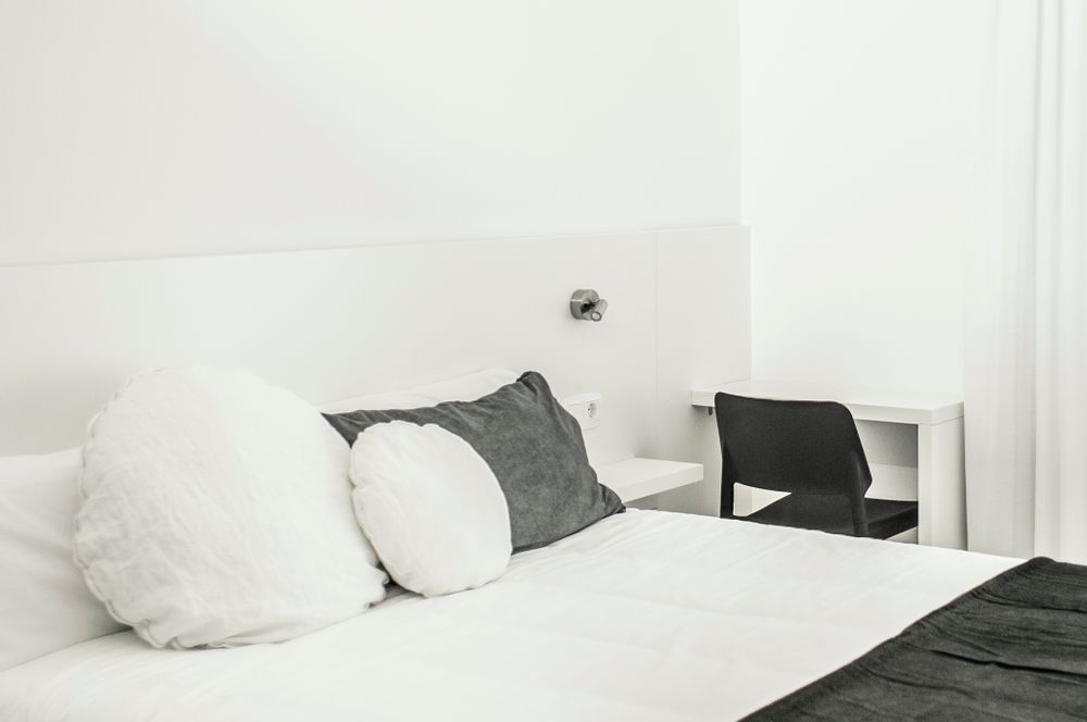Coussins textile - COUSSIN DÉCORATIF EN LIN DOT 65 - MIKMAX BARCELONA
