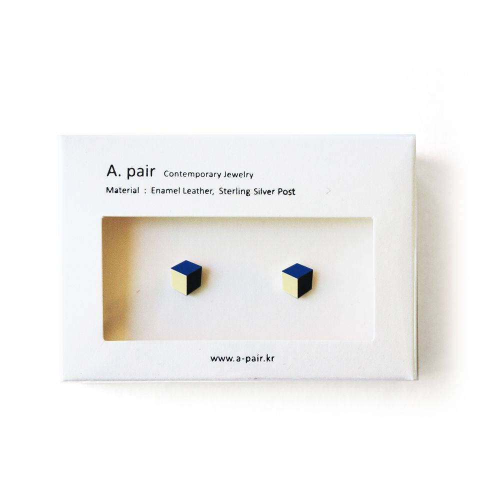 Bijoux - Boucles d'oreilles en cuir émaillé - A.PAIR