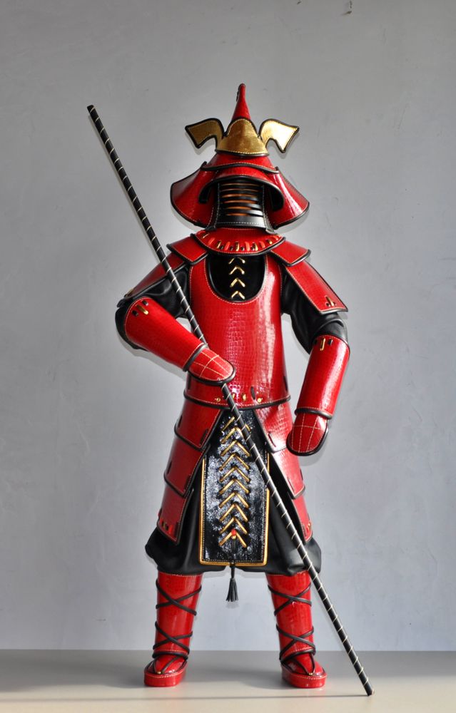 Sculptures, statuettes and miniatures - Large Samurai Leather Sculpture - ANNIE DELEMARLE SCULPTURE CUIR