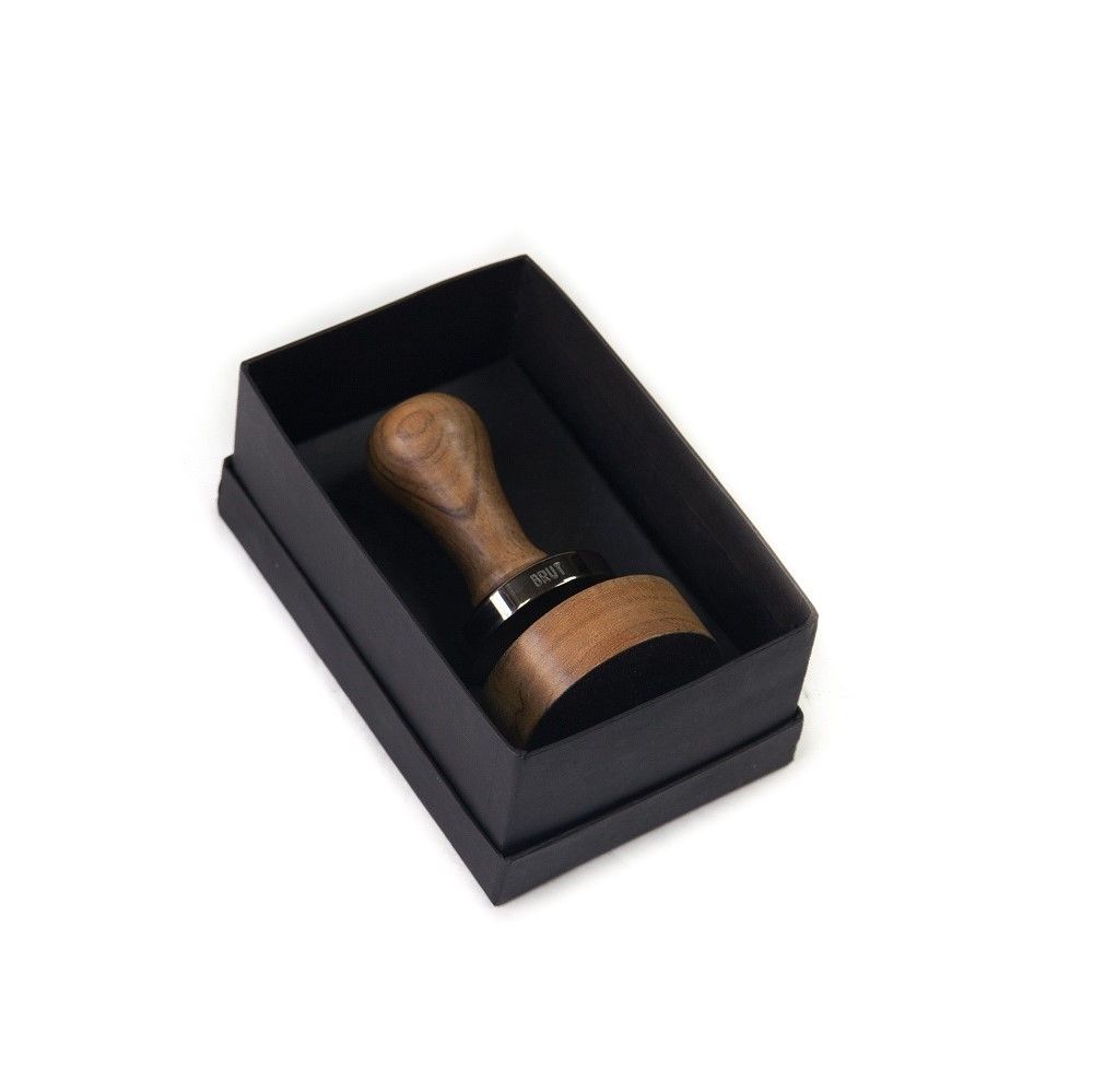 Kitchen utensils - Espresso tamper with holder - BRÛT HOMEWARE