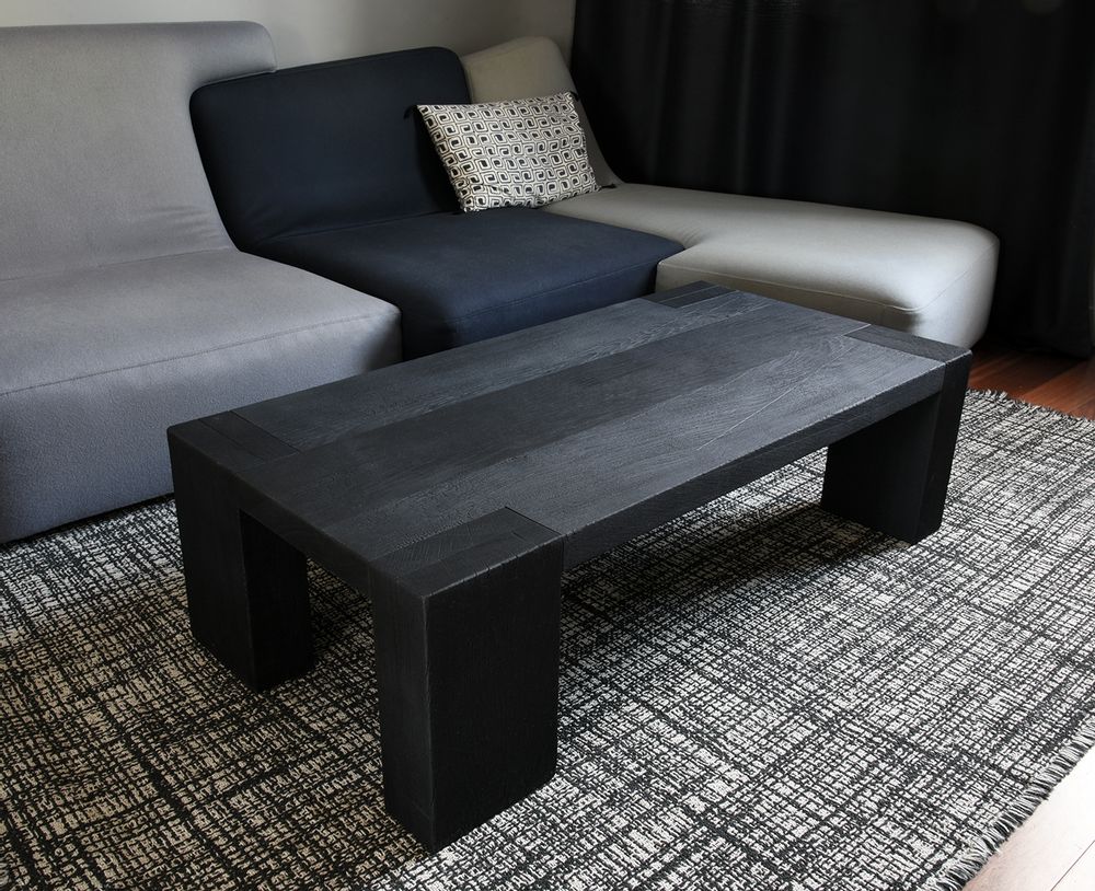 Tables basses - TABLE BASSE CHÊNE MASSIF FINITION BOIS BRÛLÉ — SHOU-SUGI-BAN - OUVRAGE  - BOIS BRULE