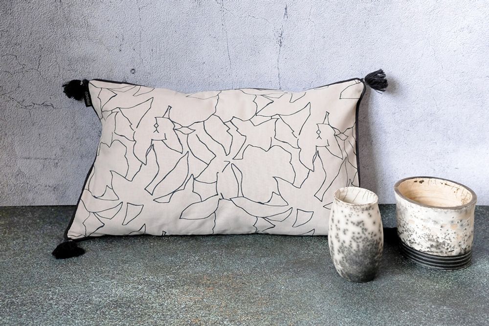Coussins textile - ESQUISSE - Housse de coussin coton sérigraphie main 50x30 cm - CONSTELLE HOME