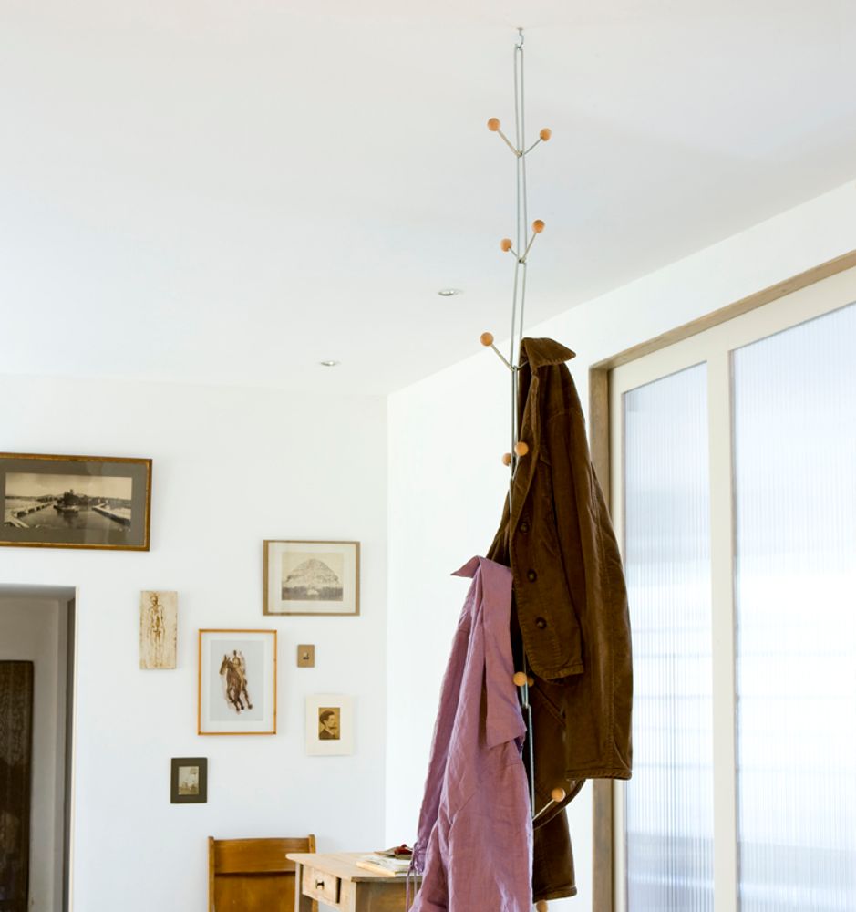 Mobilier et rangements pour bureau - Ceiling mounted coat rack / tiens-tiens - TOUT SIMPLEMENT,