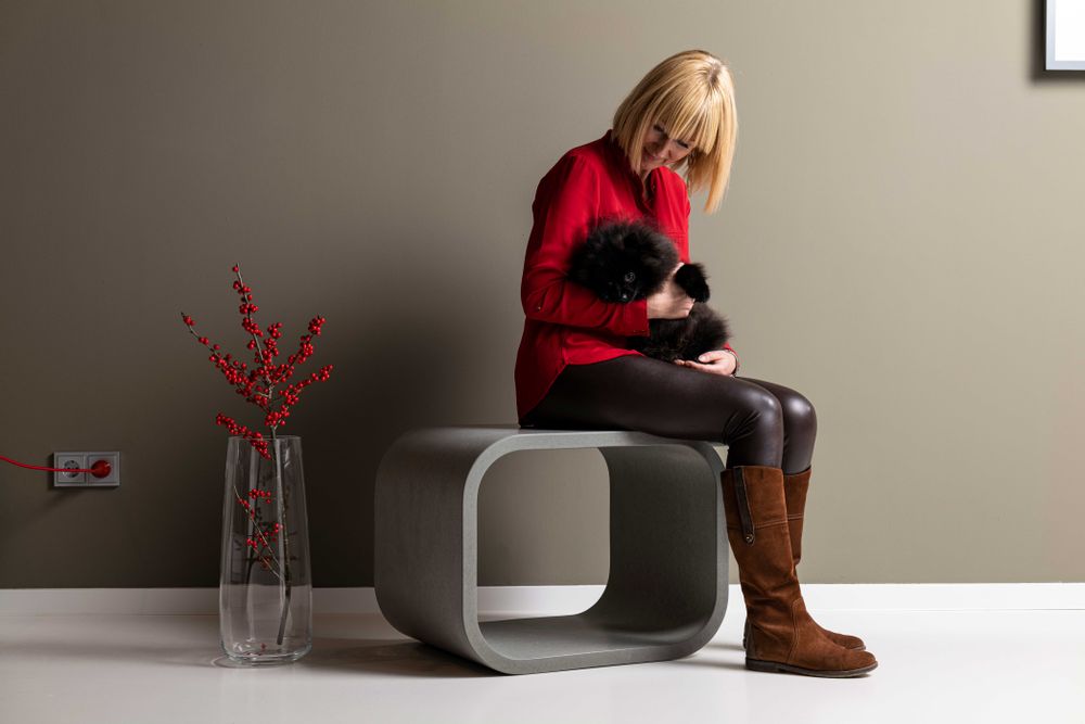 Stools for hospitalities & contracts - OPUS SOLO 1-Seater Concrete Bench / Sideboard / Table / Stool for indoor and outdoor use - CO33 EXKLUSIVE BETONMÖBEL
