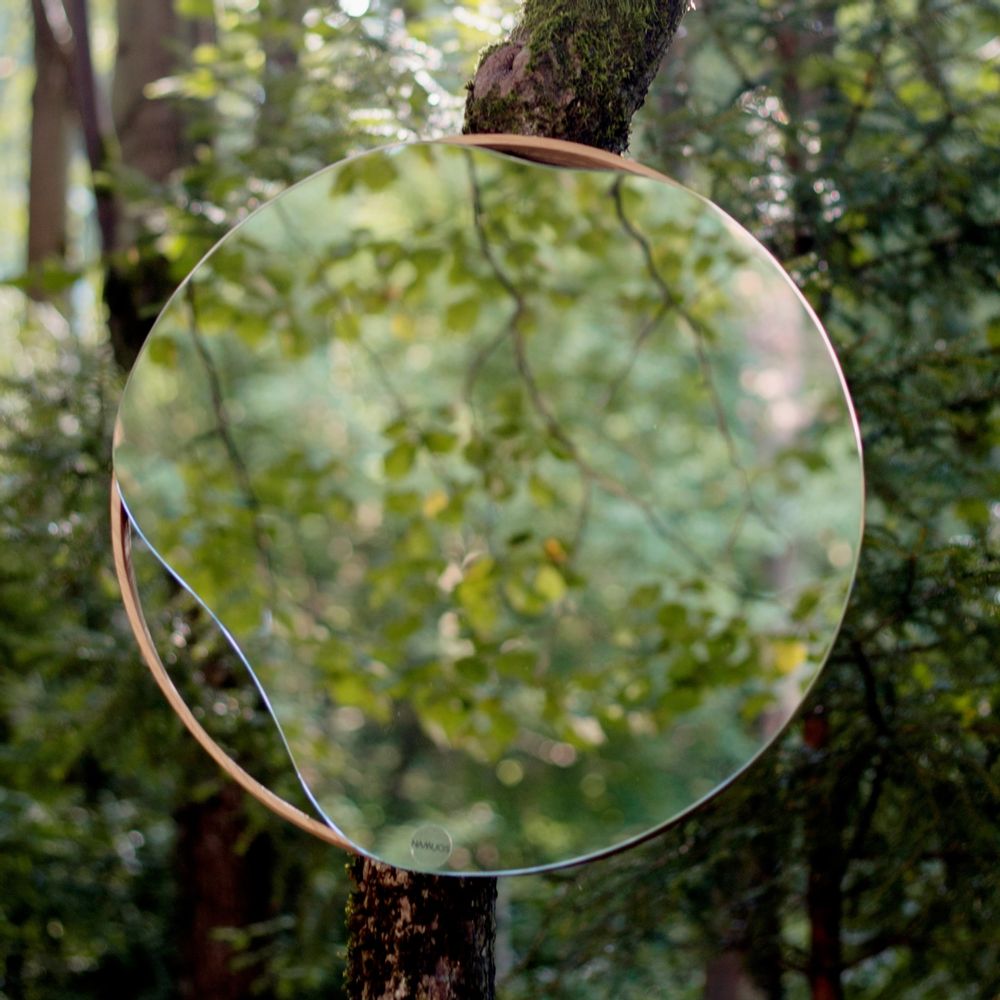 Mirrors - Mirror PUDDLE | oak wood, black or white, ∅ 50 cm - NAMUOS