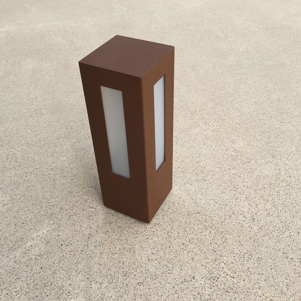 Outdoor floor lamps - BN 010 terminal - LYX LUMINAIRES