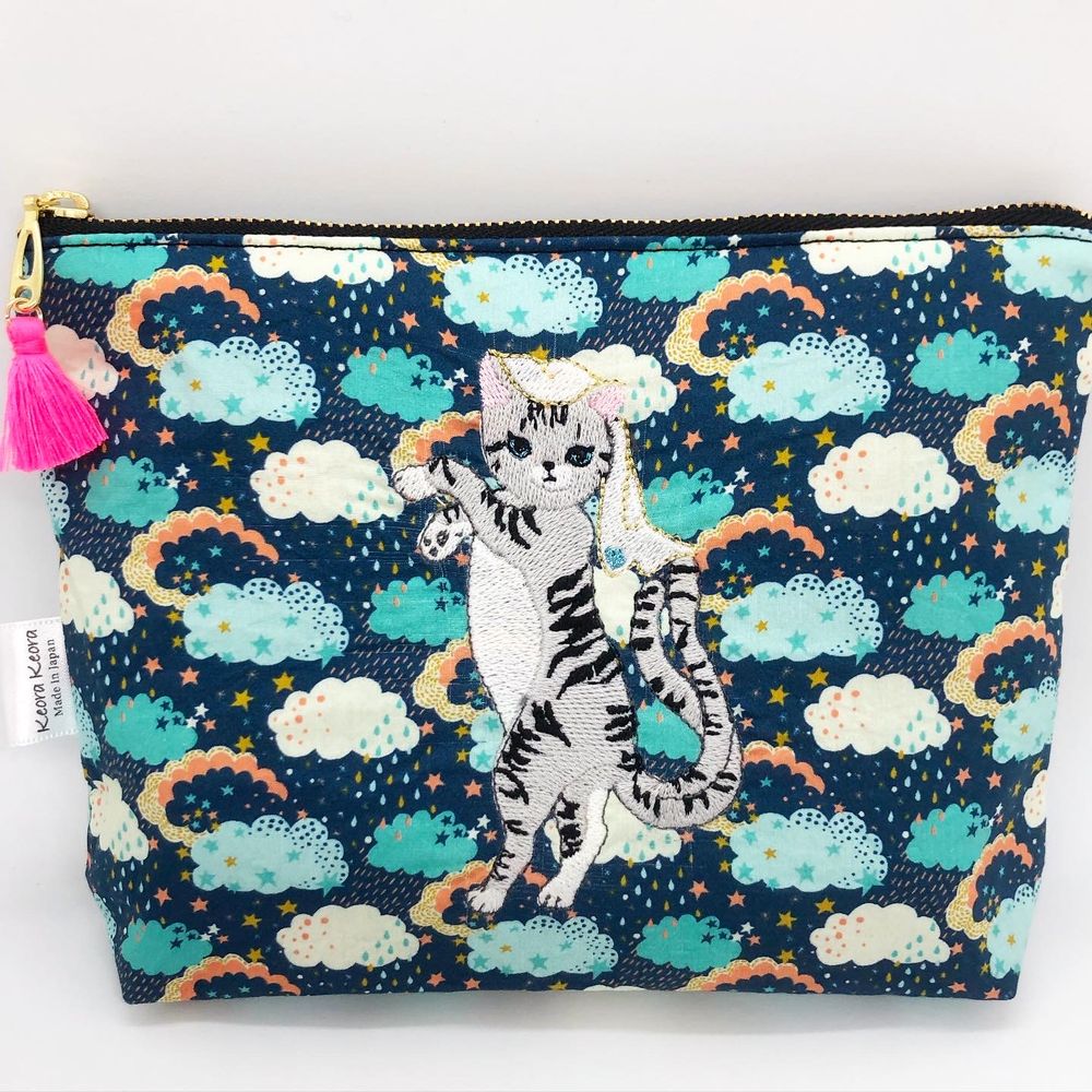 Cadeaux - Pochette brodée tissu imprimé Liberty - Chat-fantôme à deux queues & Renard-fantôme à neuf queues - KEORA KEORA GOODS JP