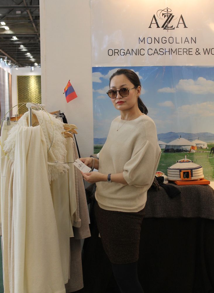 Prêt-à-porter - Pull inspiration du style kimono femme en cachemire de Mongolie - AZZA DESIGN STUDIO ORGANIC CASHMERE MONGOLIE