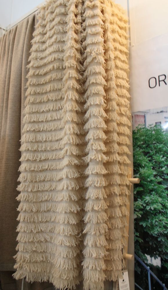 Throw blankets - Fringe throw, plaid & pillow cases set in cashmere, Mongolia - AZZA DESIGN STUDIO ORGANIC CASHMERE MONGOLIE