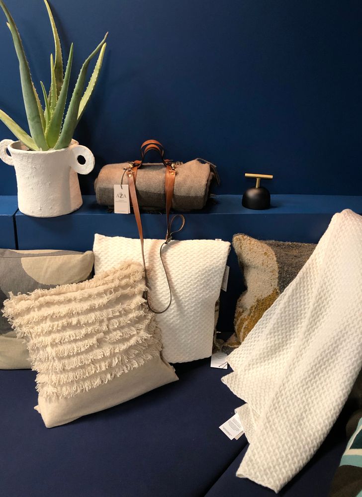 Linge de lit - Ensemble de couverture & plaid et taies en cachemire de Mongolie - AZZA DESIGN STUDIO ORGANIC CASHMERE MONGOLIE