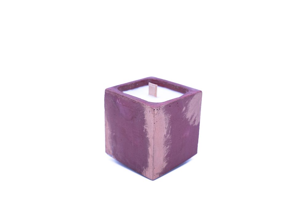 Objets de décoration - Bougie l Bougeoir en béton l Cire de soja 100% végétale et fragrances de Grasse - JUNNY