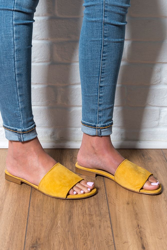 Chaussures - MULES DAIM - TRAVAUX EN COURS...