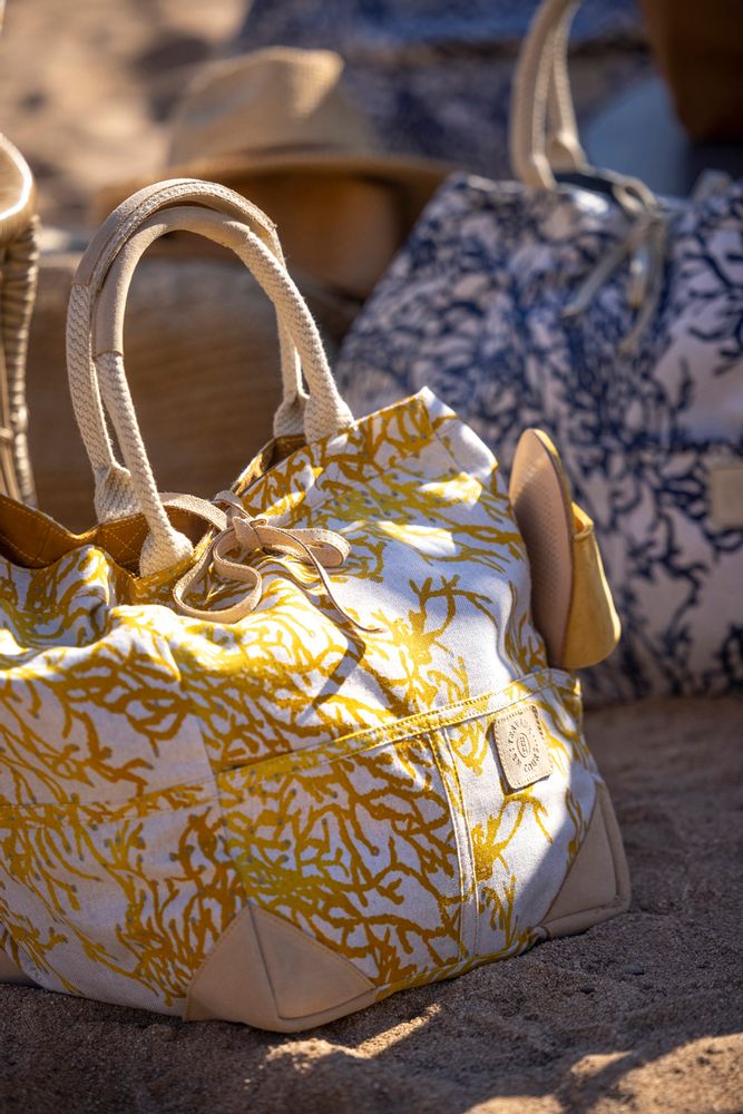 Bags and totes - REVERSIBLE TOTE BAG small - TRAVAUX EN COURS...