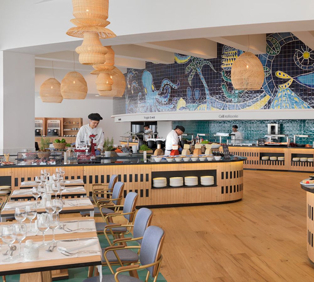 Hanging lights - Lazaro - Central Market hotel H10 Atlantic Sunset - OMIO ATELIER ET DESIGN