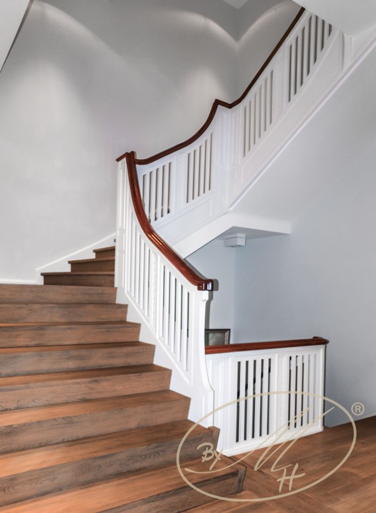 Wall ensembles - Stairs & staircases - BY MH - MARTIN HAUSNER, GASTRO INTERIEUR