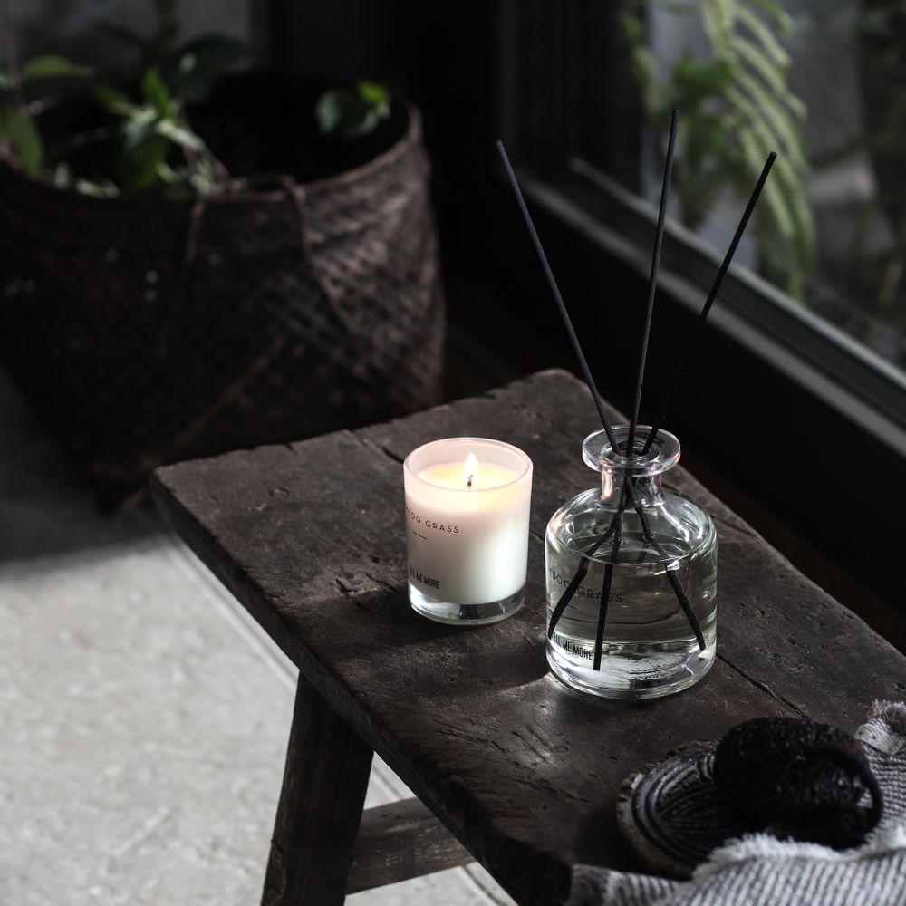 Parfums d'intérieur - Diffuseurs d'ambiance et bougies parfumées - TELL ME MORE
