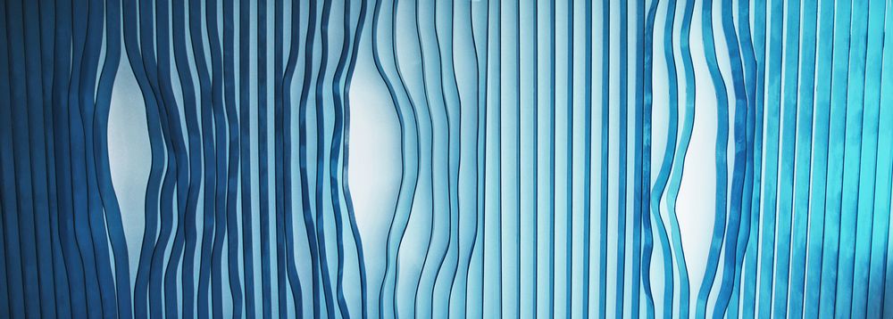 Other wall decoration - Bespoke art  glass partitions Waves - BARANSKA DESIGN