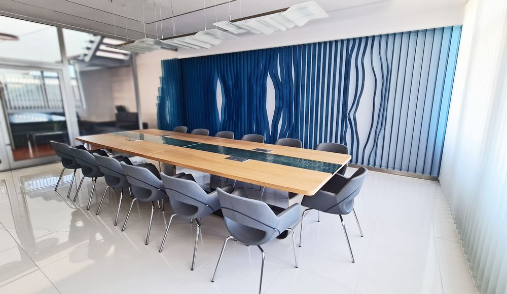 Other wall decoration - Bespoke art  glass partitions Waves - BARANSKA DESIGN