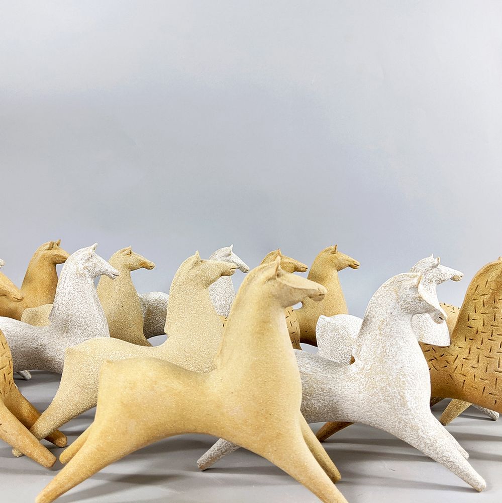 Sculptures, statuettes et miniatures - Sculpture Mini Cheval Mural - ATHENA JAHANTIGH
