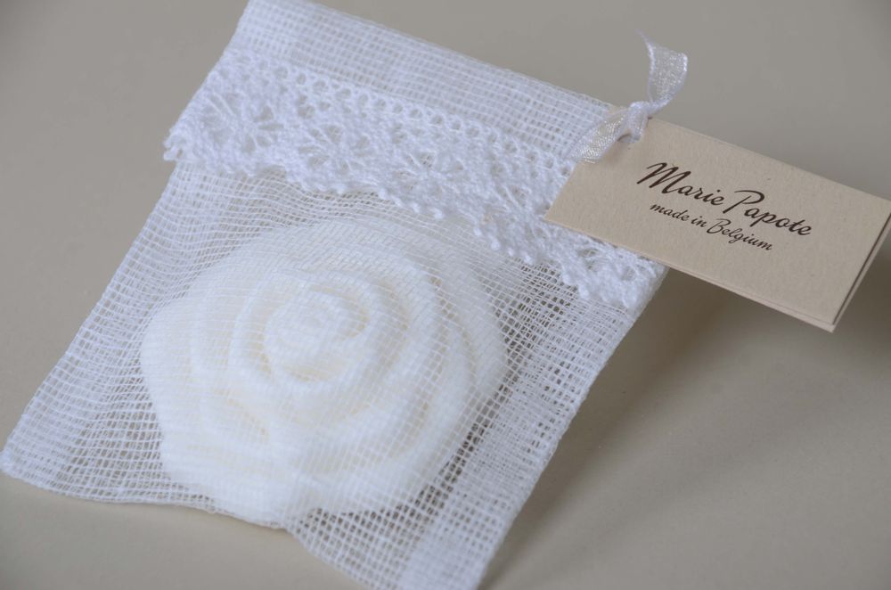 Savons - Rose 25g - arôme de roses - MARIE PAPOTE
