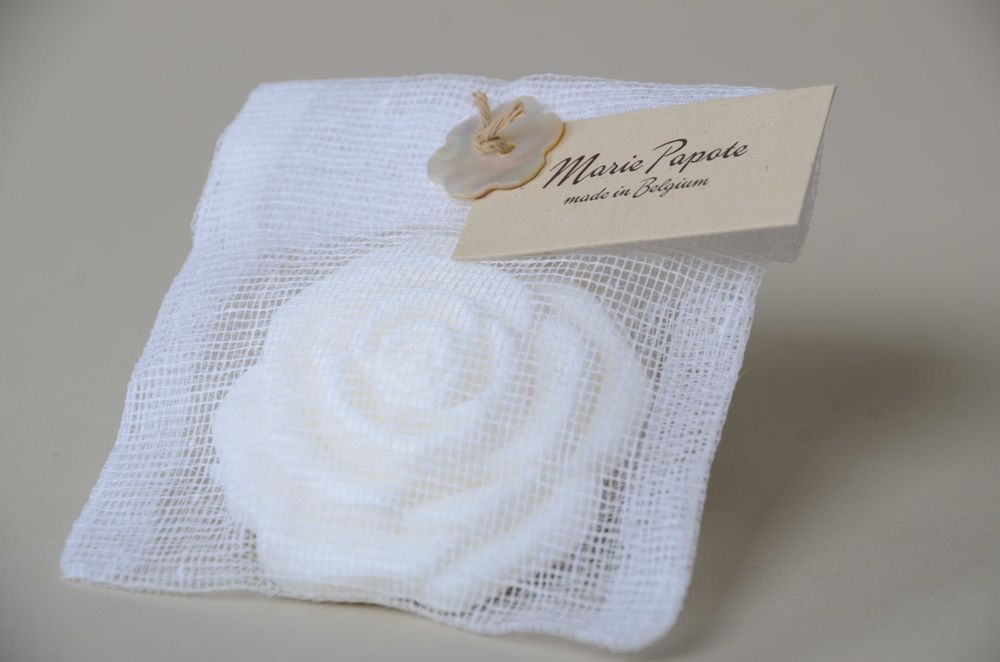 Savons - Rose 25g - arôme de roses - MARIE PAPOTE