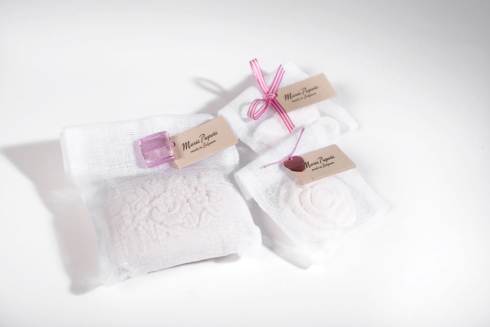Savons - Rose 25g - arôme de roses - MARIE PAPOTE