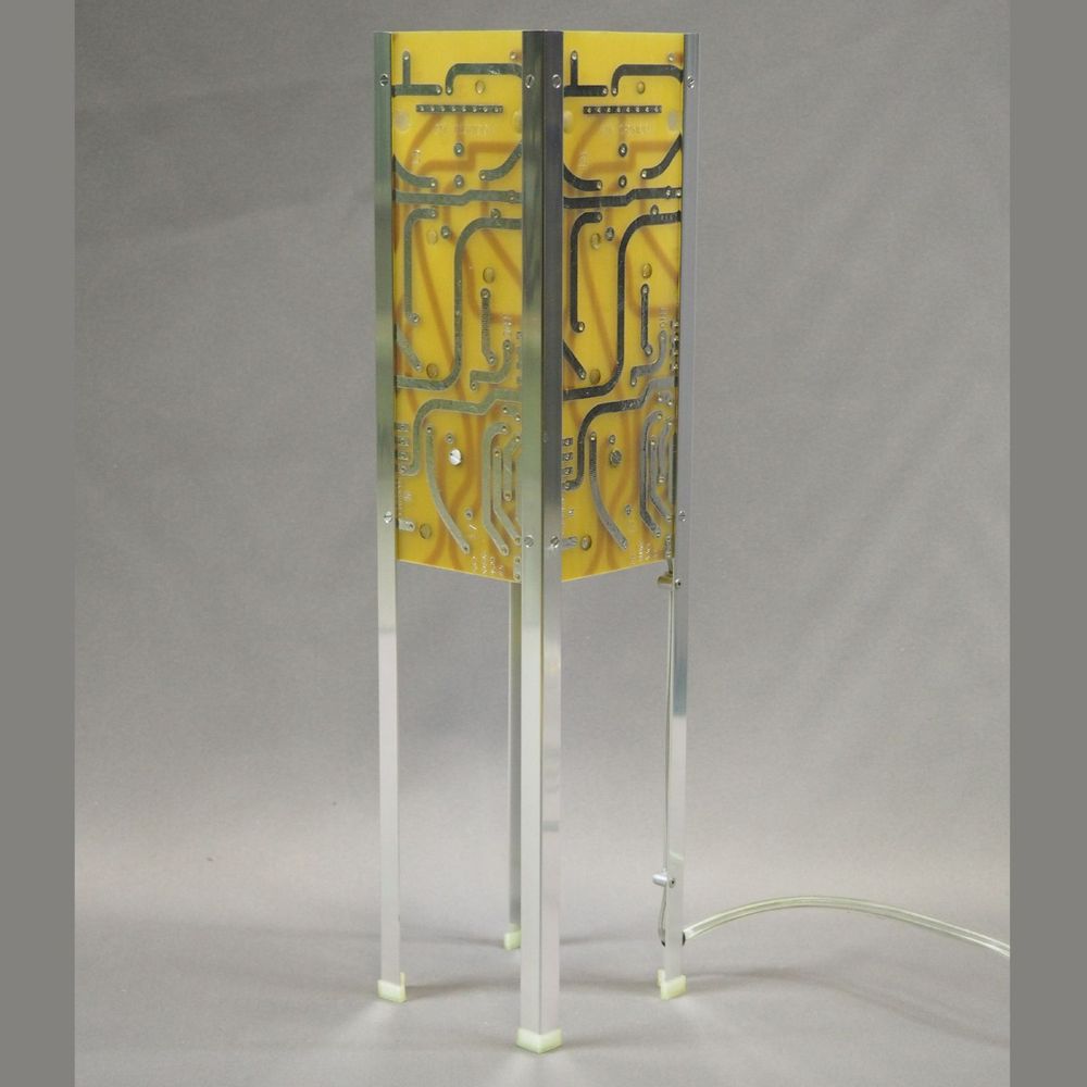 Table lamps - Quadripes Lamp Yellow - AVLUMEN