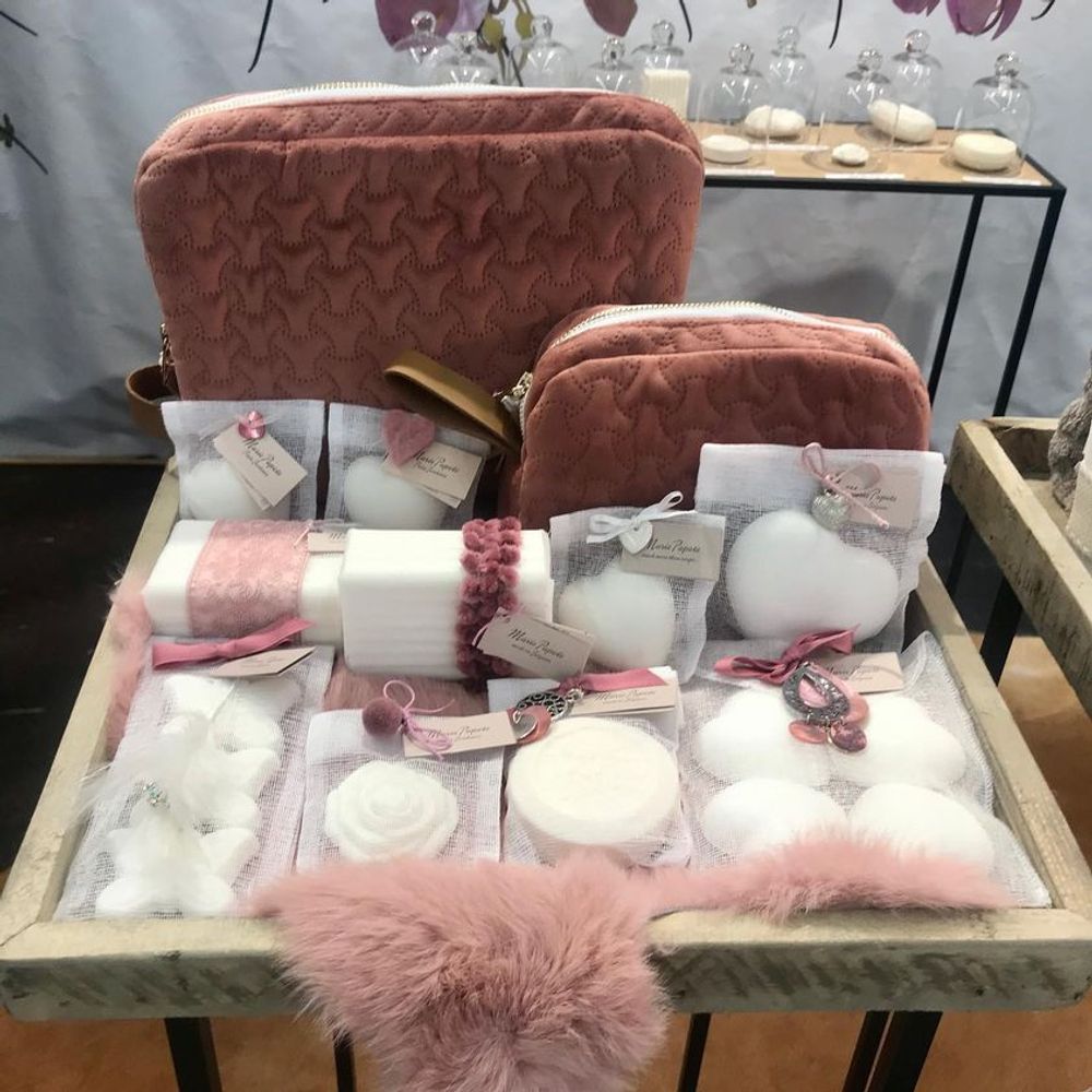 Savons - Rond fleuri 75g - arôme de pivoine - MARIE PAPOTE