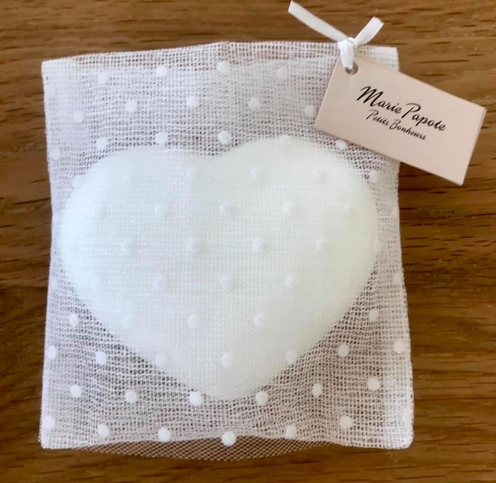 Savons - Grand coeur 100g - arôme de thé - MARIE PAPOTE