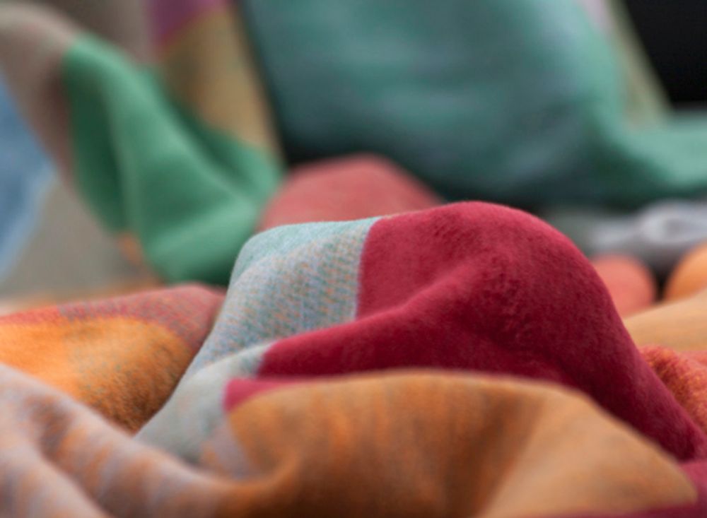 Throw blankets - Throw Colour-Woven / Blue-Woven - BIEDERLACK