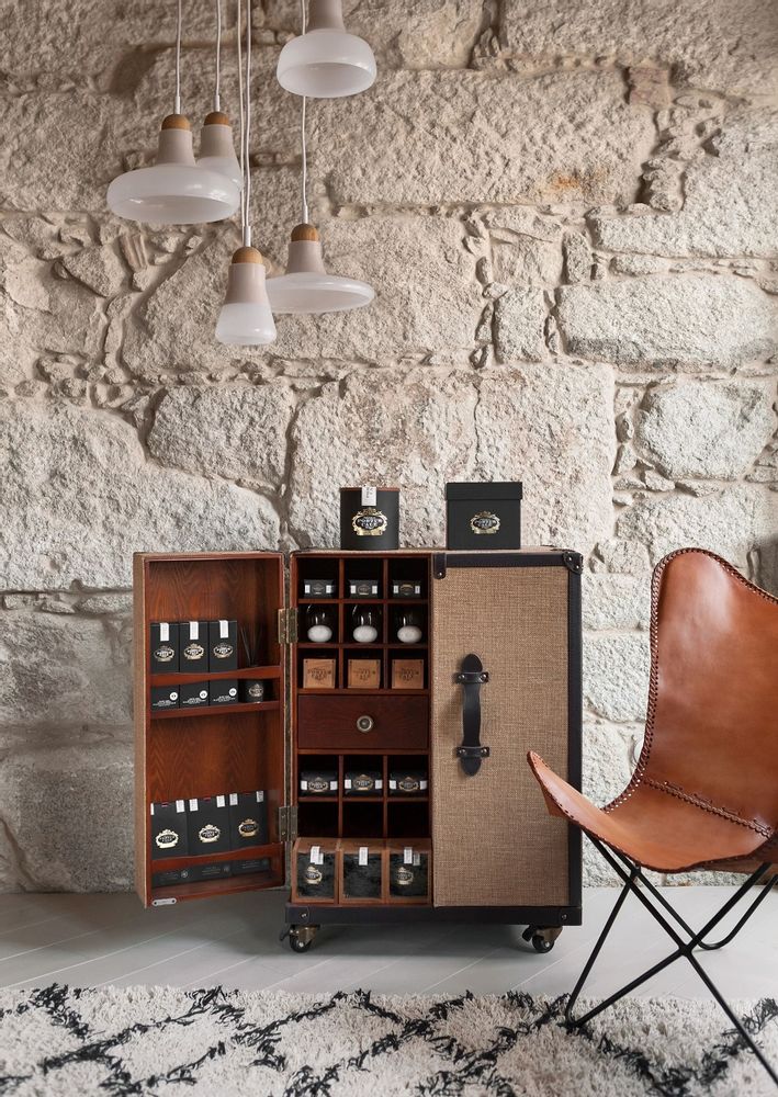 Bougies - Portus Cale Bougie à quatre mèches Rouge rubis - CASTELBEL