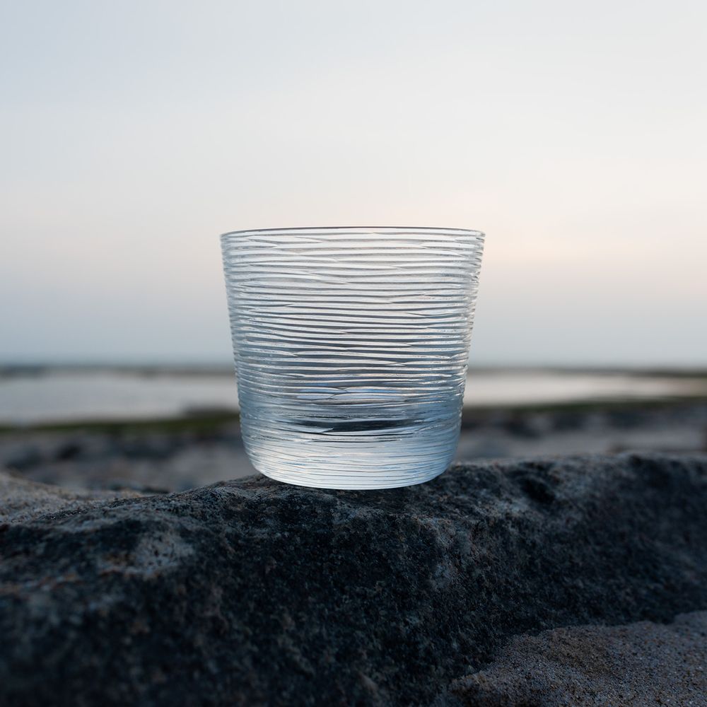 Objets design - Carafe Groove avec couvercle - HERING BERLIN