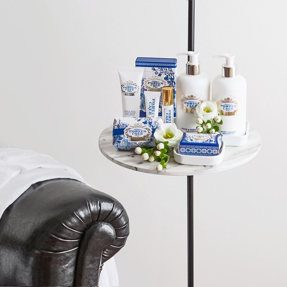 Beauty products - Portus Cale Gold & Blue Hand & Body Wash - CASTELBEL