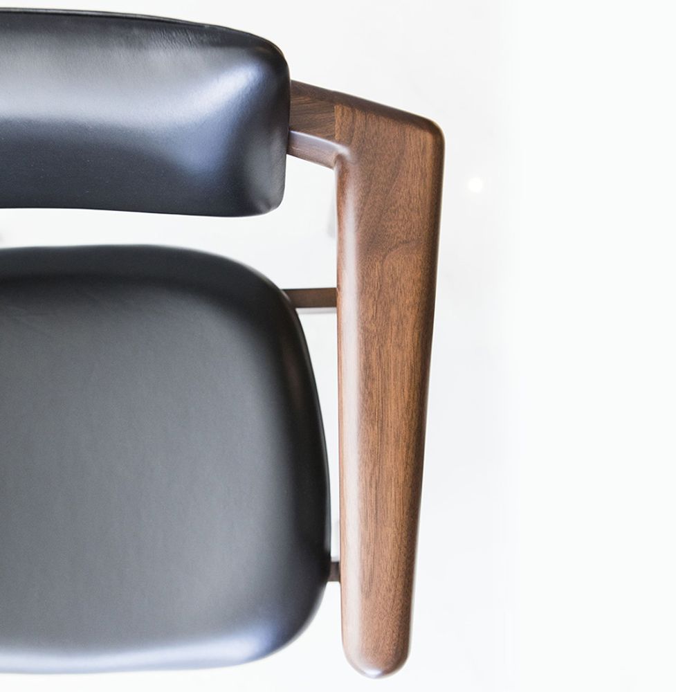 Chairs for hospitalities & contracts - JPL01 / CHAIR WITH ARMRESTS. - 1% DESIGN