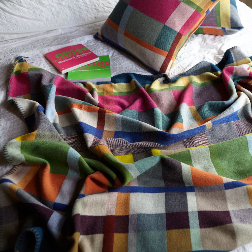 Decorative objects - Gwynne Block Plaid - WALLACE SEWELL