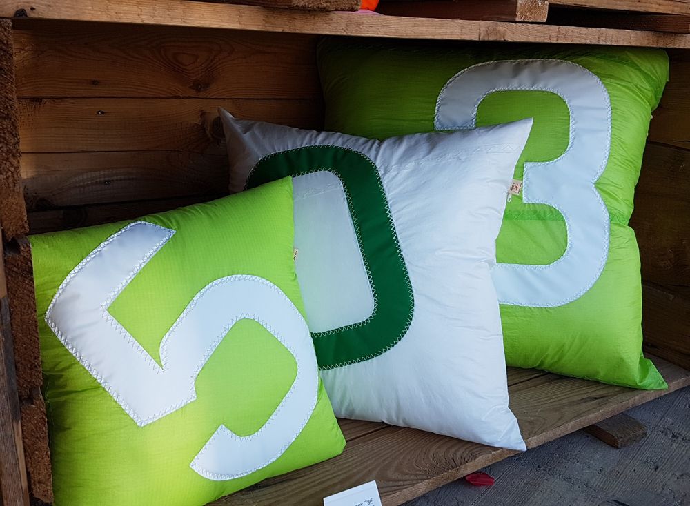 Outdoor decorative accessories - Indoor or outdoor cushion - LES TOILES DU LARGE