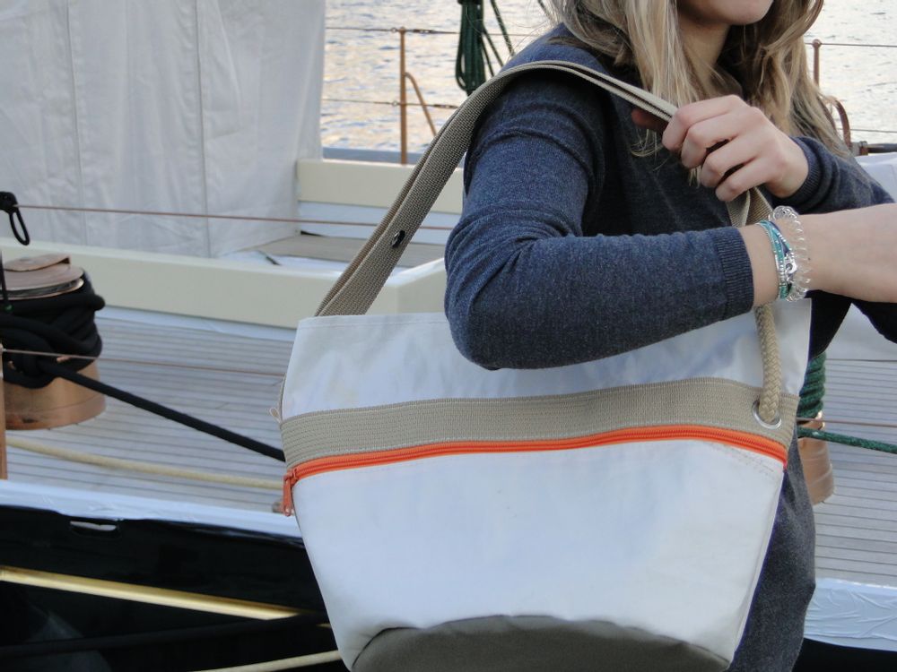 Sacs et cabas - Sac seau bandoulière Happy - LES TOILES DU LARGE