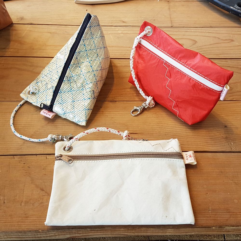Accessoires à poser - Pochettes et petite trousses. - LES TOILES DU LARGE