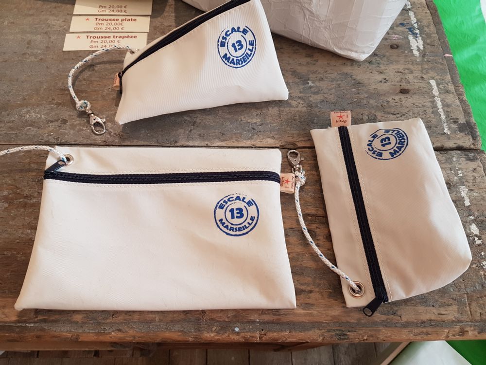 Accessoires à poser - Pochettes et petite trousses. - LES TOILES DU LARGE