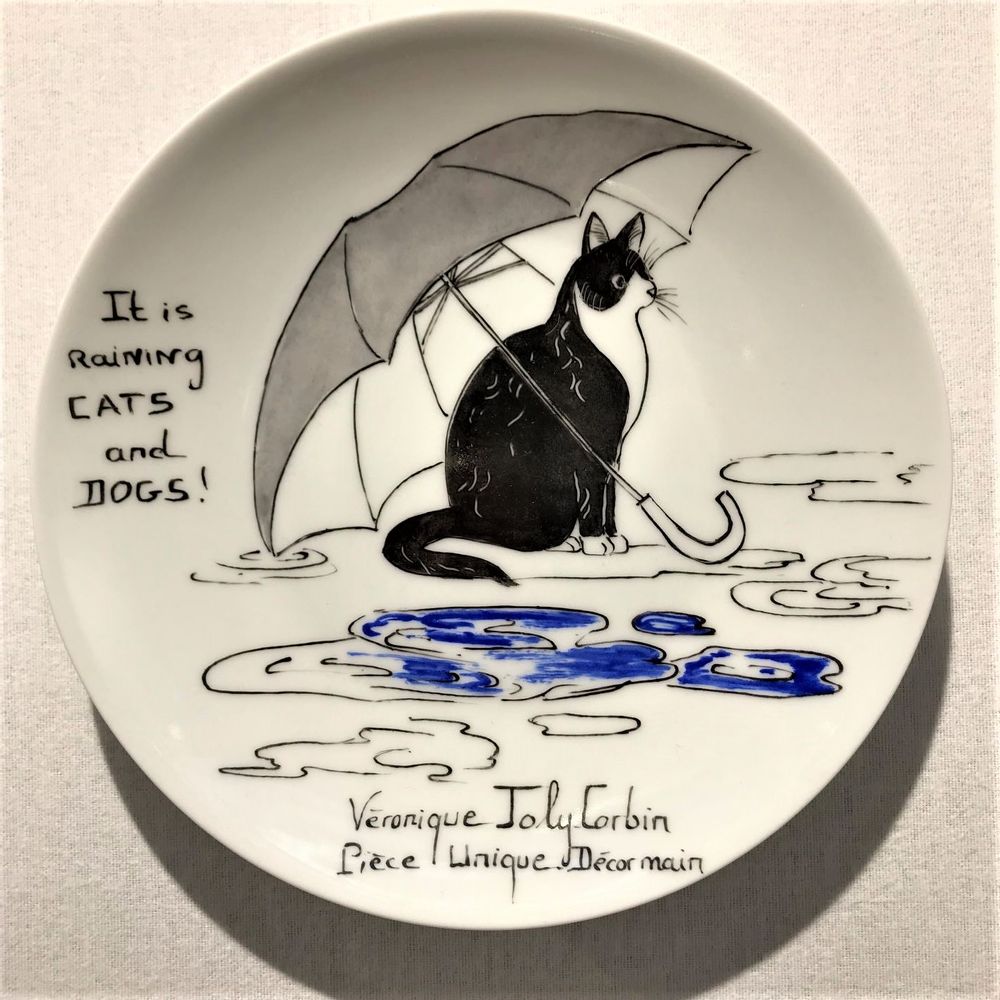 Pièces uniques - Installation murale d'assiettes illustrées PLUIE - VERONIQUE JOLY-CORBIN
