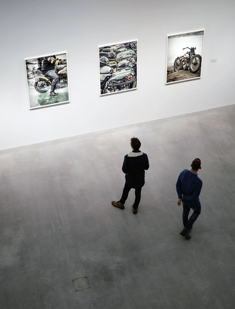 Art photos - Picture of vintage Goodwood motorcycles - SAILS & RODS