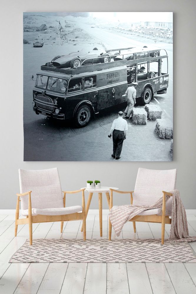 Art photos - Transporter Ferrari Printed Aluminum - SAILS & RODS