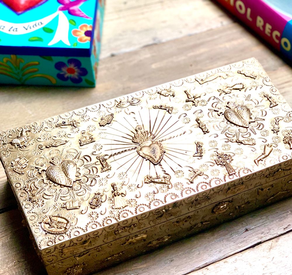 Caskets and boxes - Ex Voto decorative chest with inlaid treasure in wood and metal - PINK PAMPAS