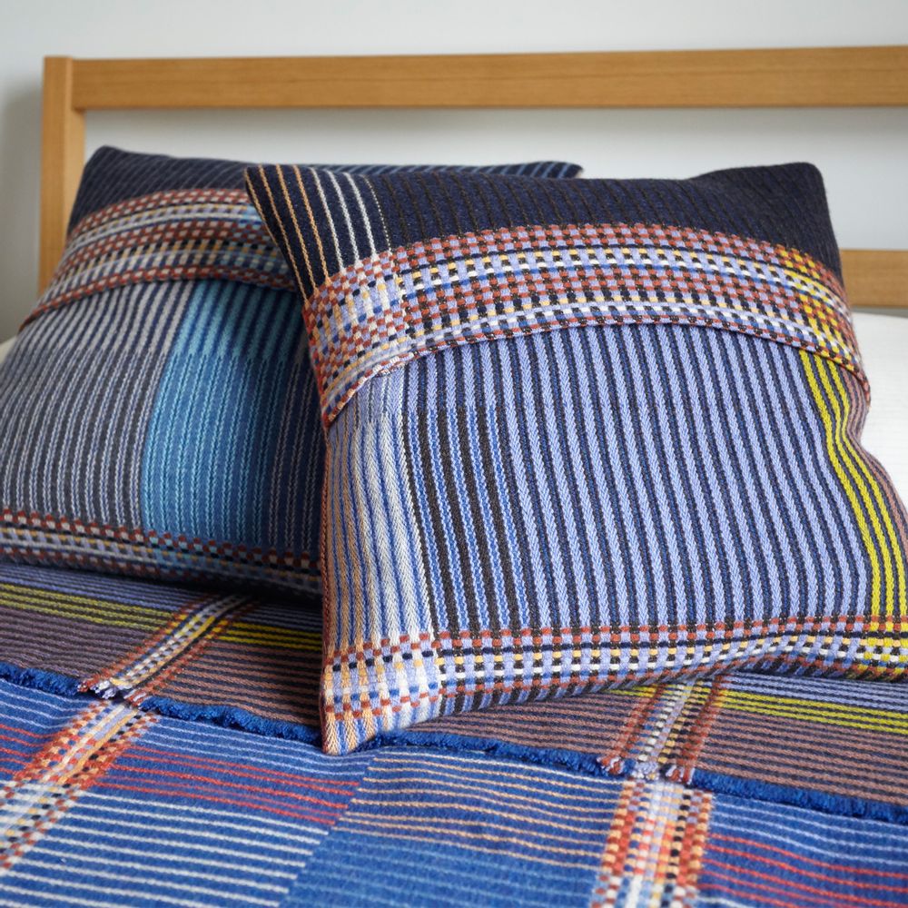 Fabric cushions - Pinstripe Cushion Calvert - WALLACE SEWELL
