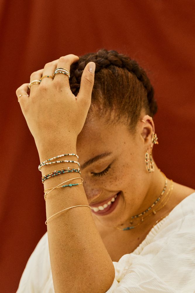 Jewelry - Queen hoops earrings - YAY PARIS