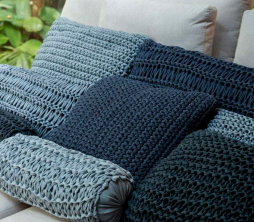 Coussins textile - Petit Coussin Antwerp Tricoté Coton - ELISA ATHENIENSE HOME