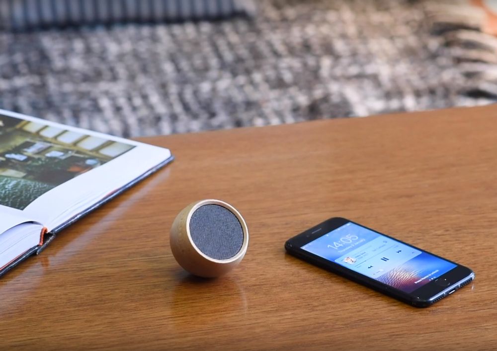 Accessoires de voyage - Haut-parleur Tumbler Selfie - GINGKO