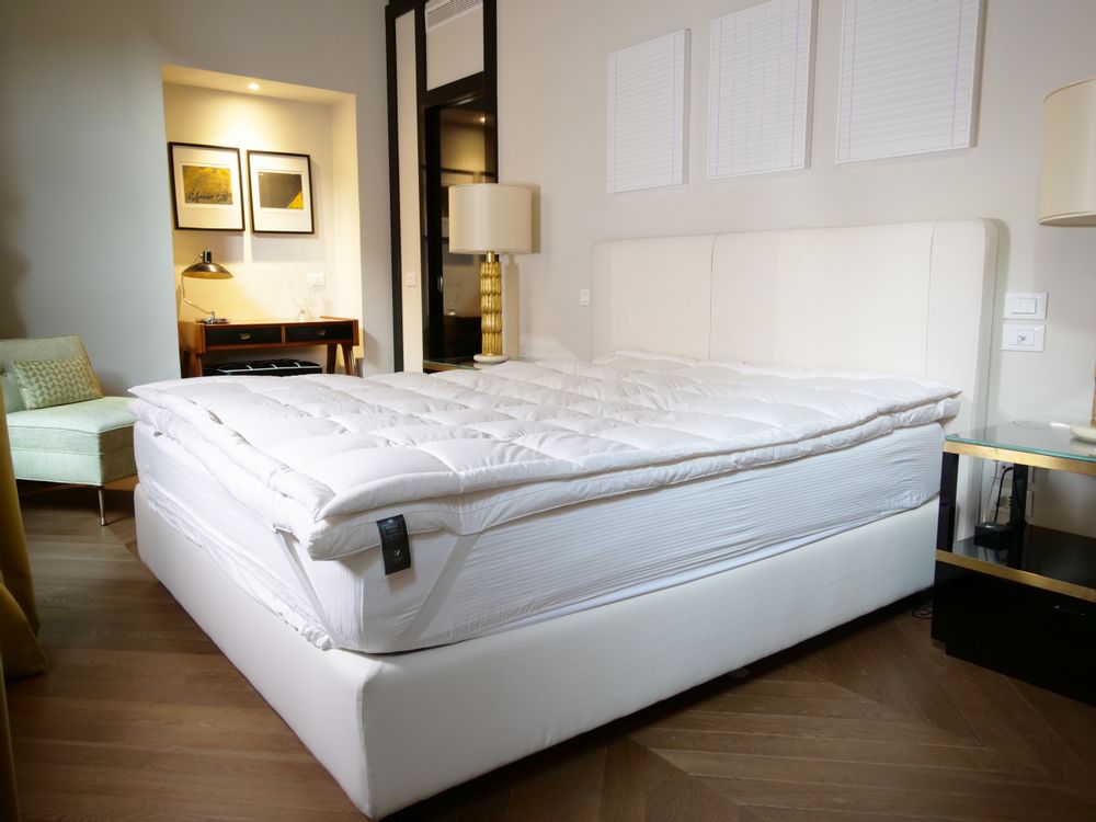 Lits - Surmatelas ergonomique en duvet d'oie - CROWN GOOSE